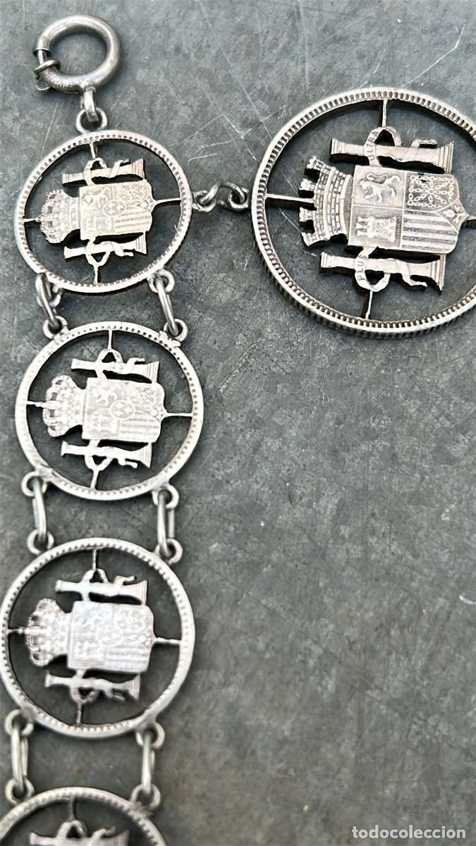 Joyeria: CADENA PULSERA DE PLATA CON MONEDAS TROQUELADAS DE 2 CMS.DE DIAMETRO Y 19 CMS. DE LONGITUD - Foto 2