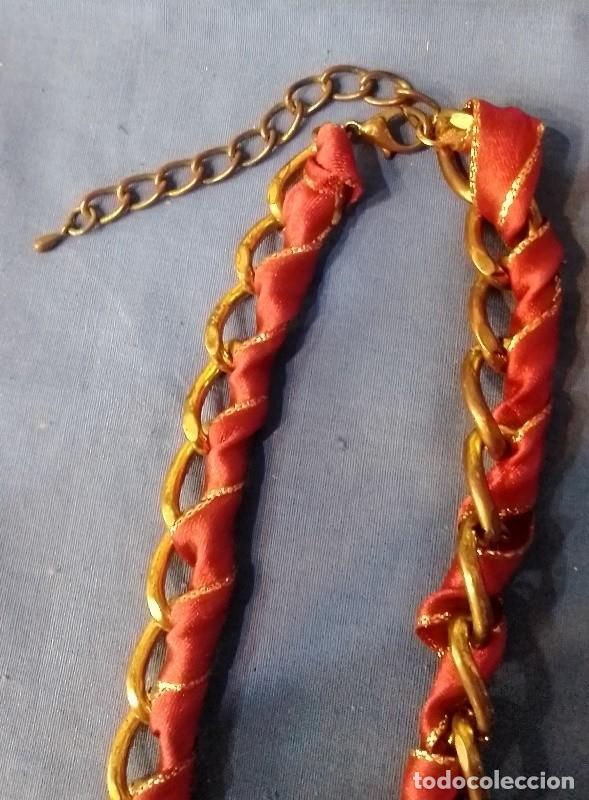 Joyeria: collar rojo metal abalorios y tela - Foto 4