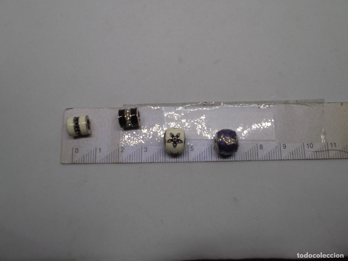 Joyeria: Lote de cuatro charms de plata de Viceroy. - Foto 4