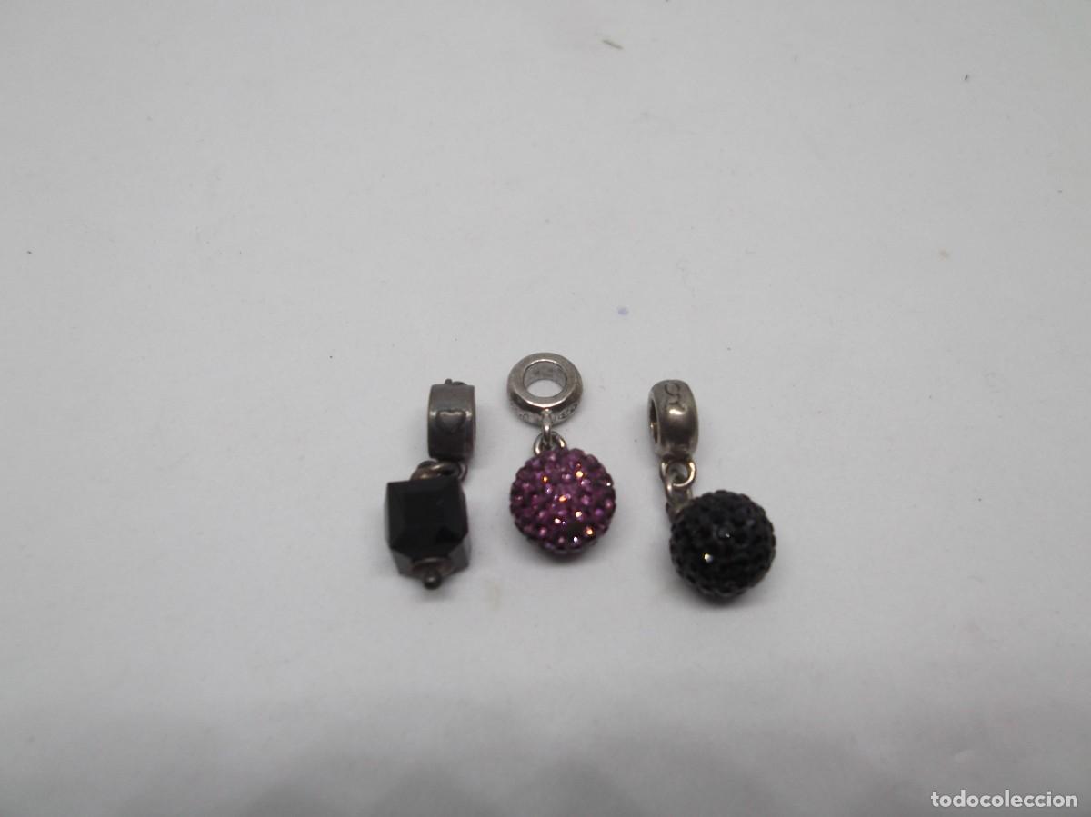 Joyeria: Lote de tres charms de plata de Viceroy - Foto 1