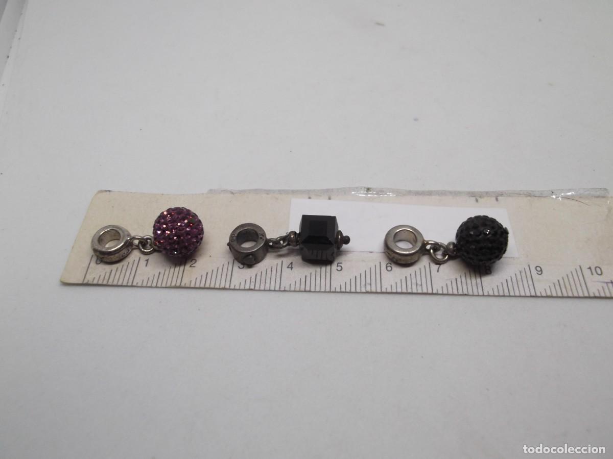 Joyeria: Lote de tres charms de plata de Viceroy - Foto 2