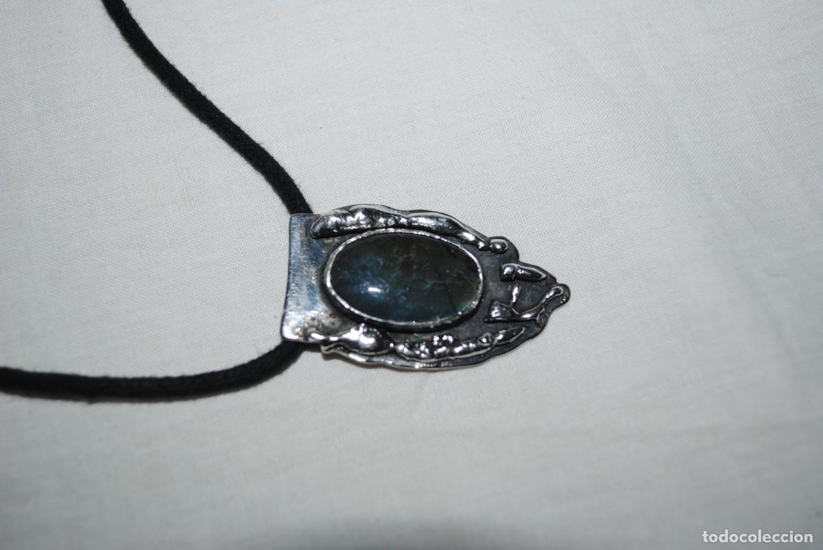 Joyeria: COLGANTE DE PLATA Y PIEDRA TRASPARENTE . - Foto 2