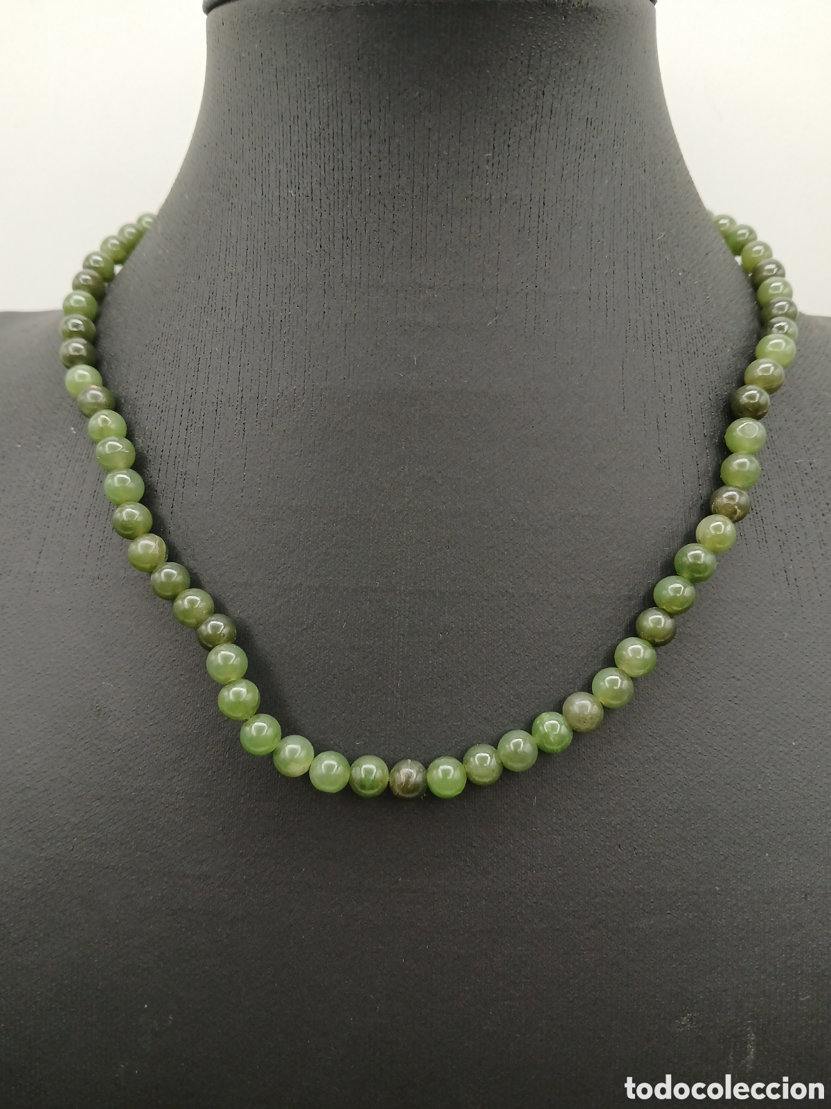 Joyeria: Collar jade verde . Cierre met&aacute;lico - Foto 1