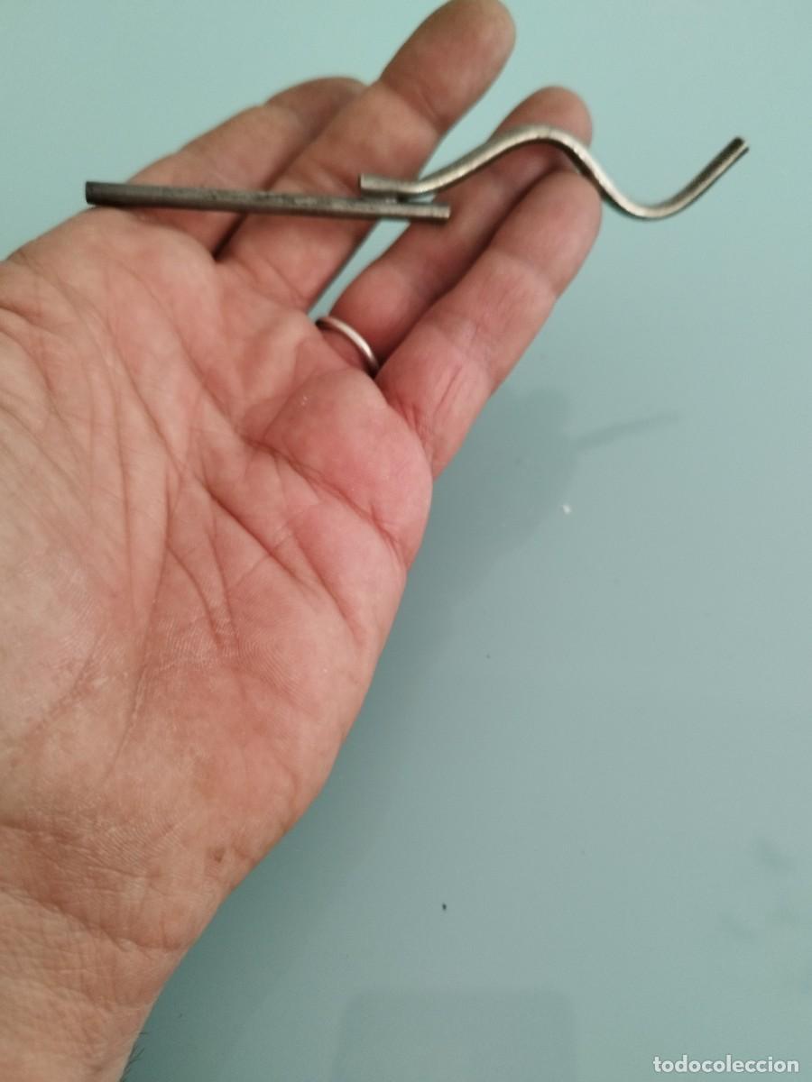 Joyeria: Antiguo broche, en poco com&uacute;n. - Foto 1