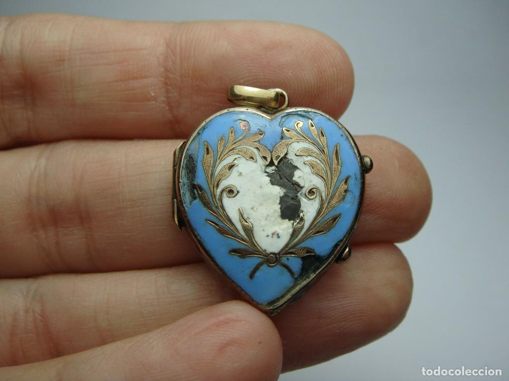Joyeria: Guardapelo en forma de coraz&oacute;n &middot; Oro de 14 k y esmalte &middot; ca. 1860&ndash;1890 - Foto 4