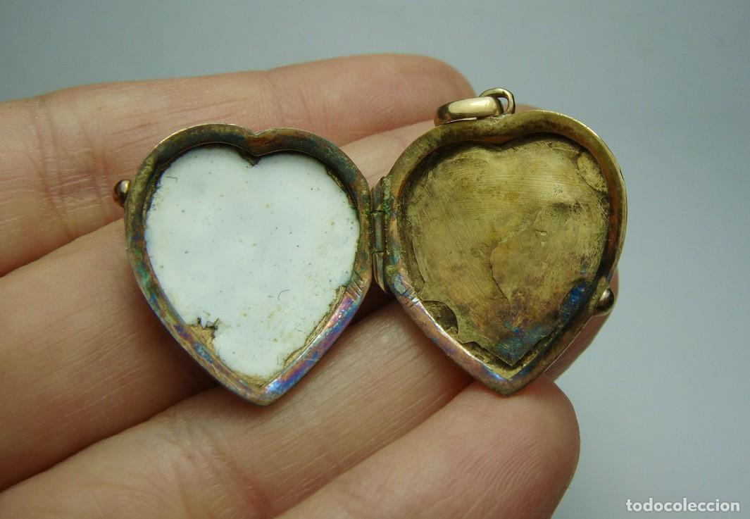 Joyeria: Guardapelo en forma de coraz&oacute;n &middot; Oro de 14 k y esmalte &middot; ca. 1860&ndash;1890 - Foto 6