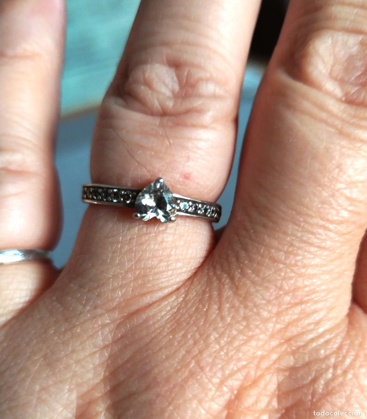 Joyeria: Anillo de plata contrastada con circonitas. - Foto 4