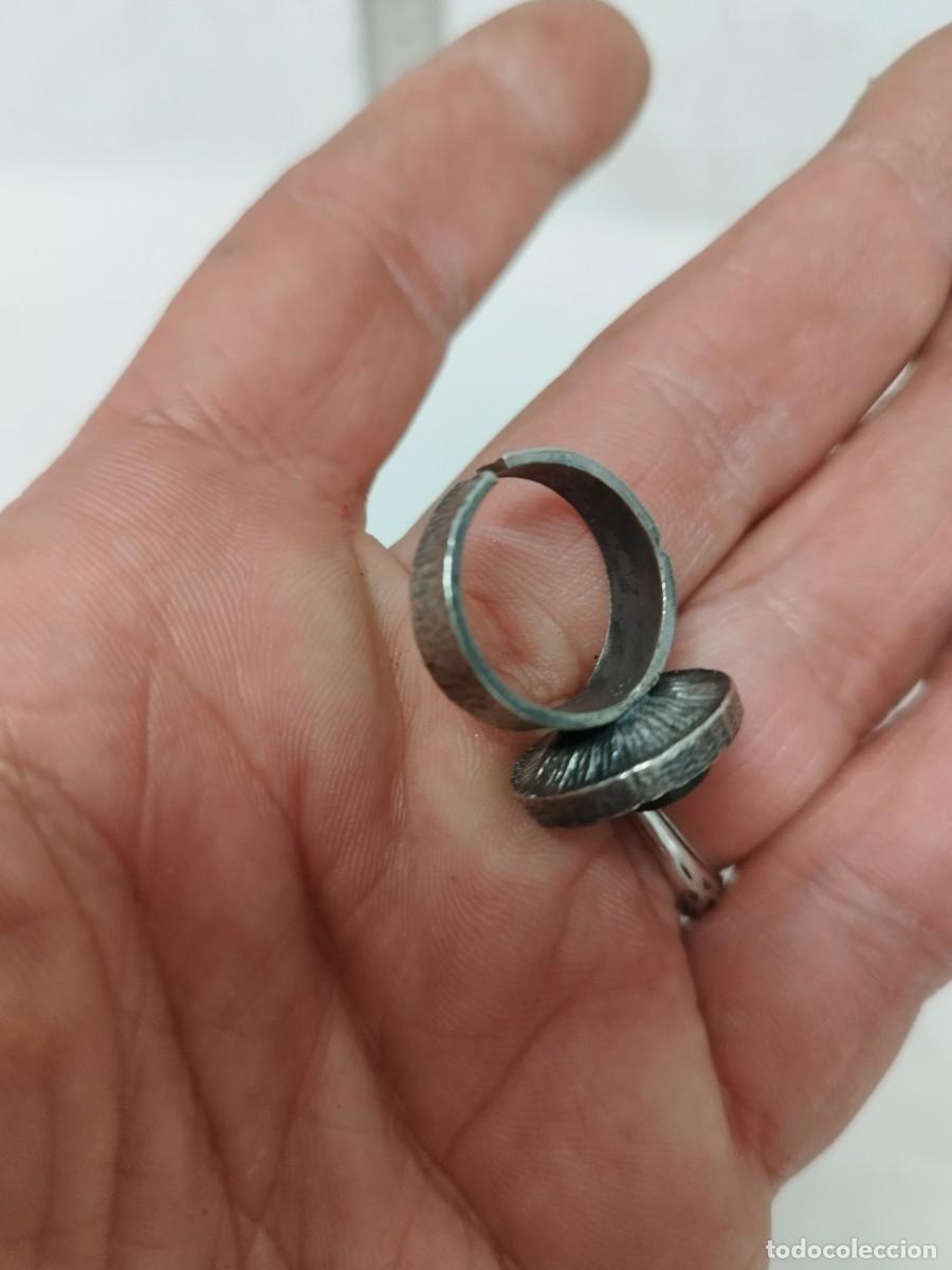 Joyeria: Antiguo anillo con la letra O. - Foto 4