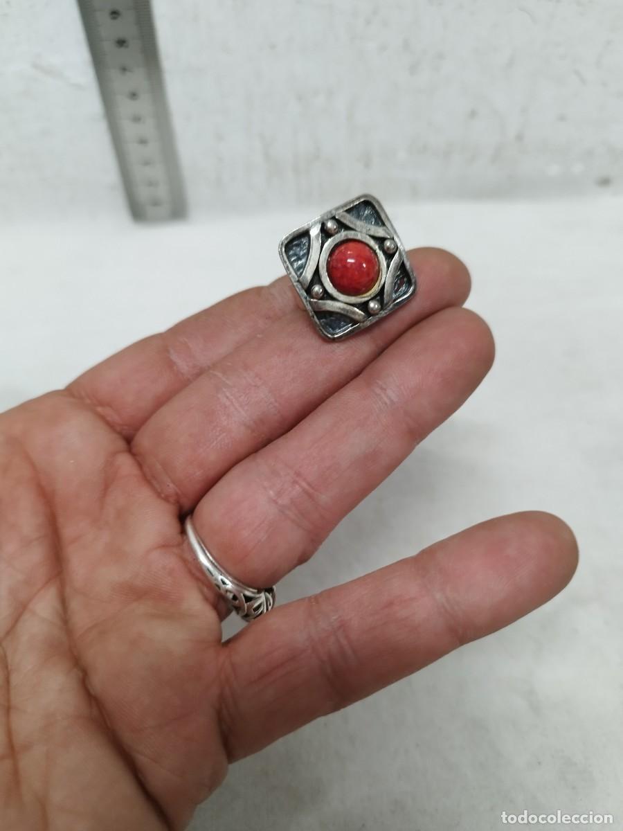 Joyeria: Antiguo anillo con piedra roja a identificar. - Foto 1