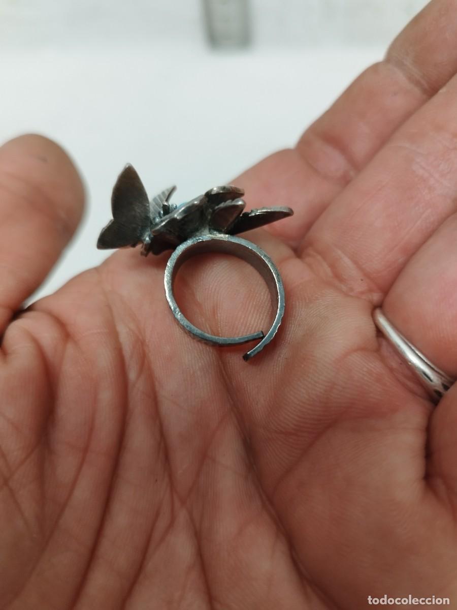 Joyeria: Antiguo anillo con flor y mariposa. - Foto 5