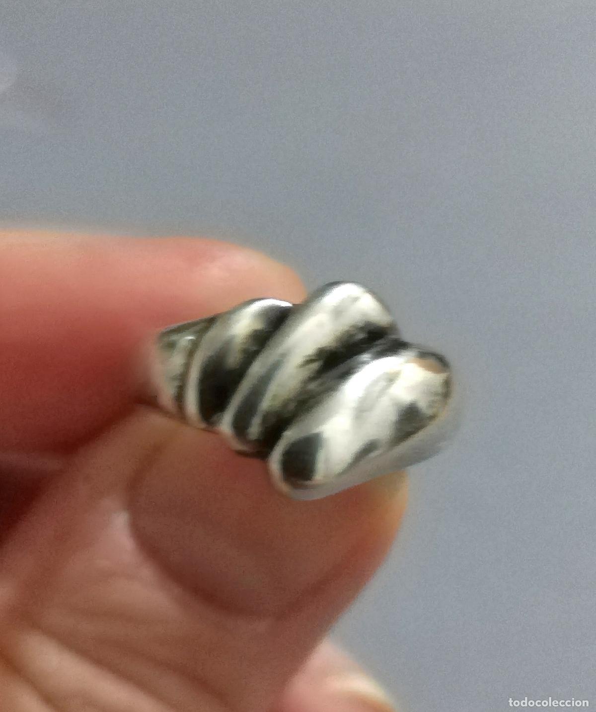 Joyeria: Anillo de plata de ley contrastada. - Foto 1