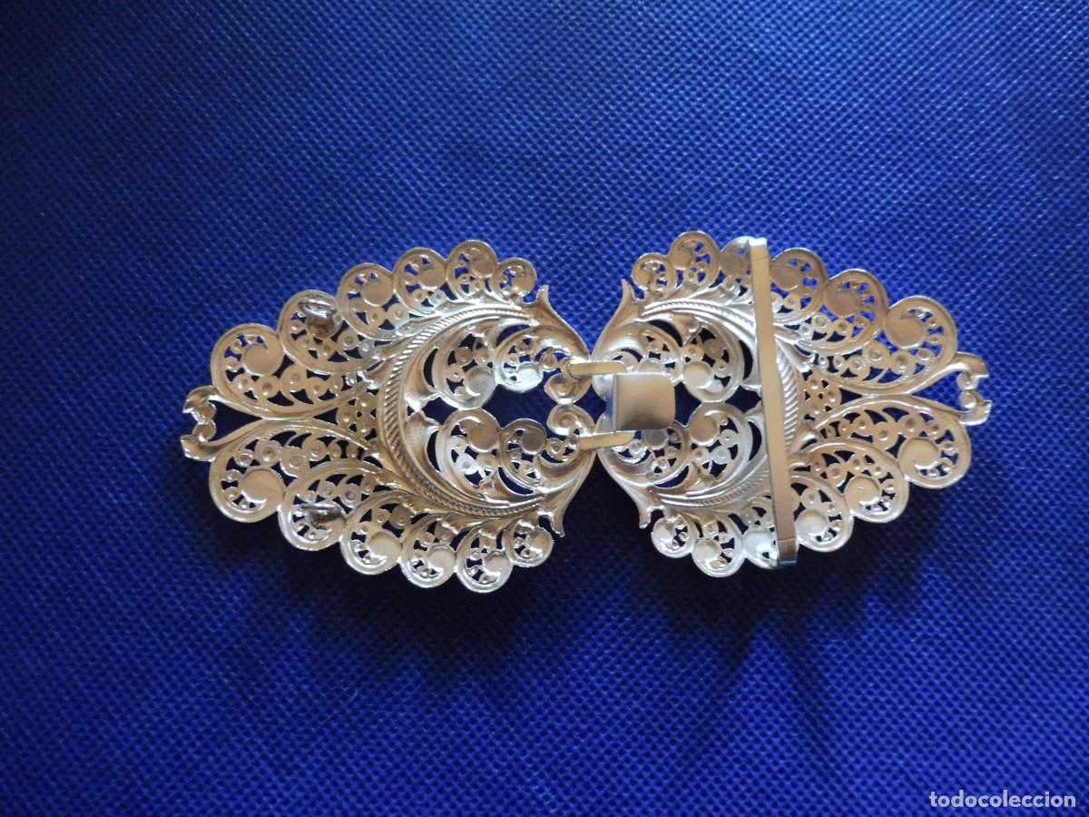 Joyeria: Broche de capa en alpaca blanca - Foto 4