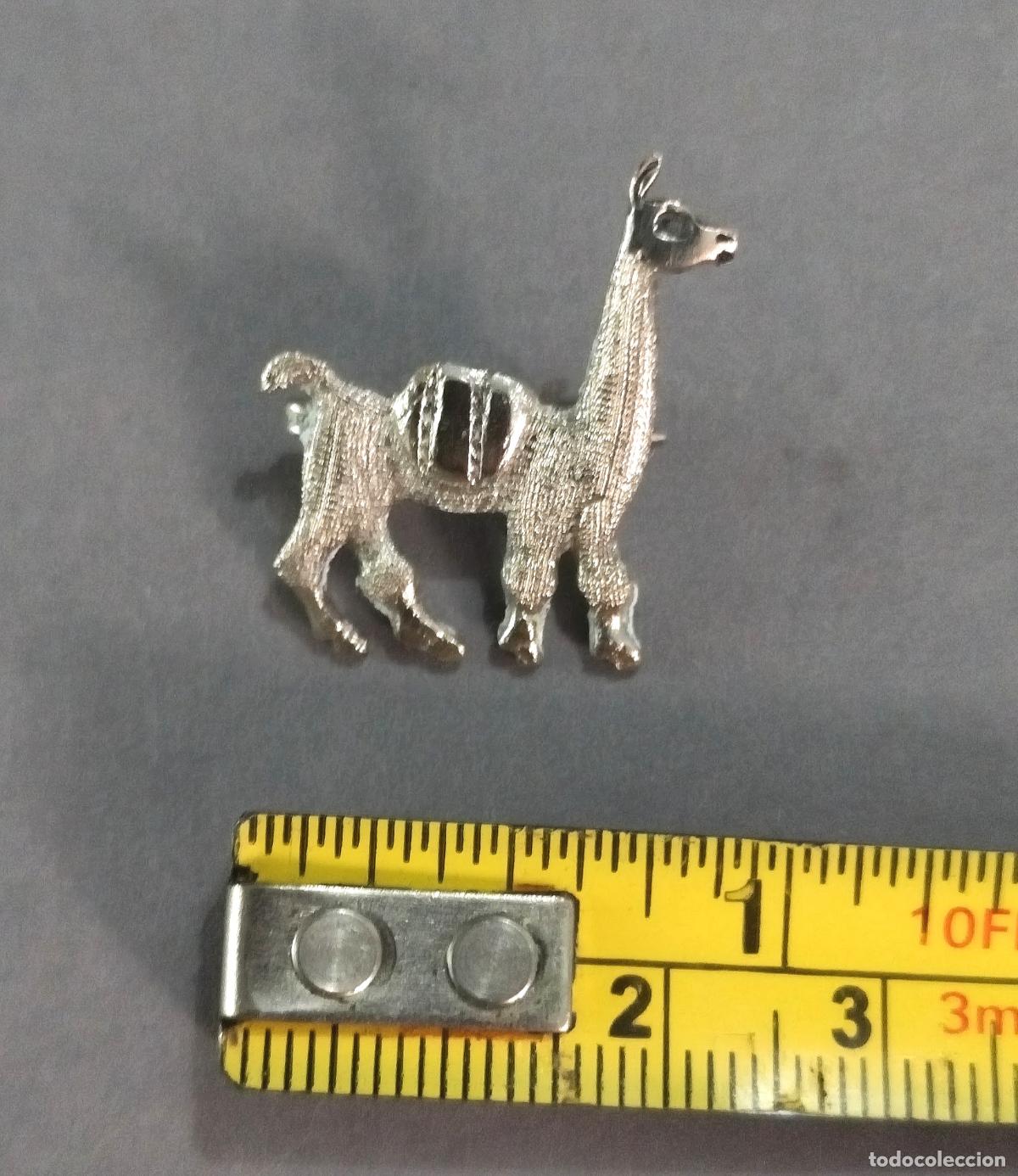 Joyeria: Broche de plata de ley con camello. - Foto 2