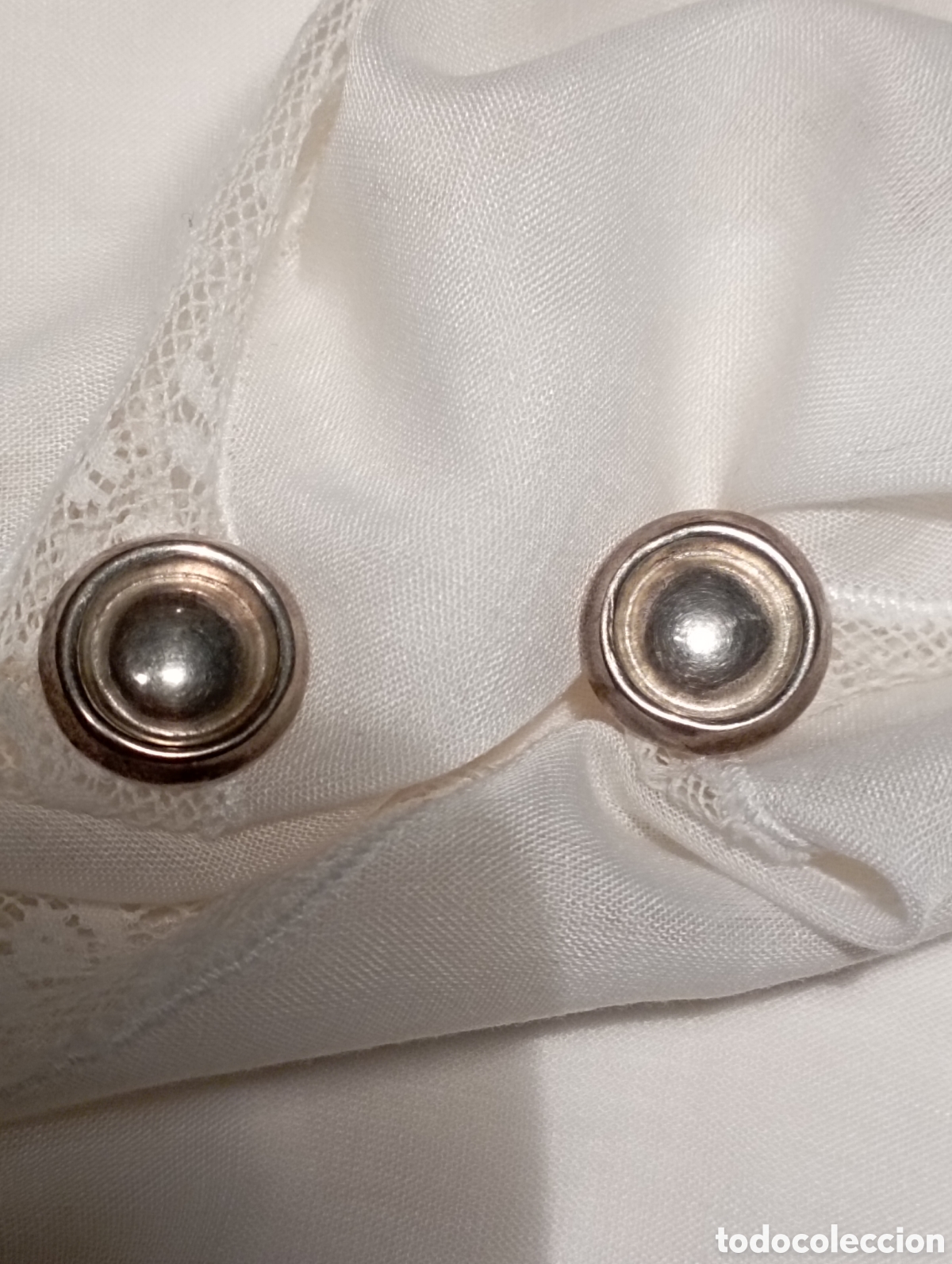 Joyeria: Pendientes de plata, en forma de bot&oacute;n. Plata 925 - Foto 3