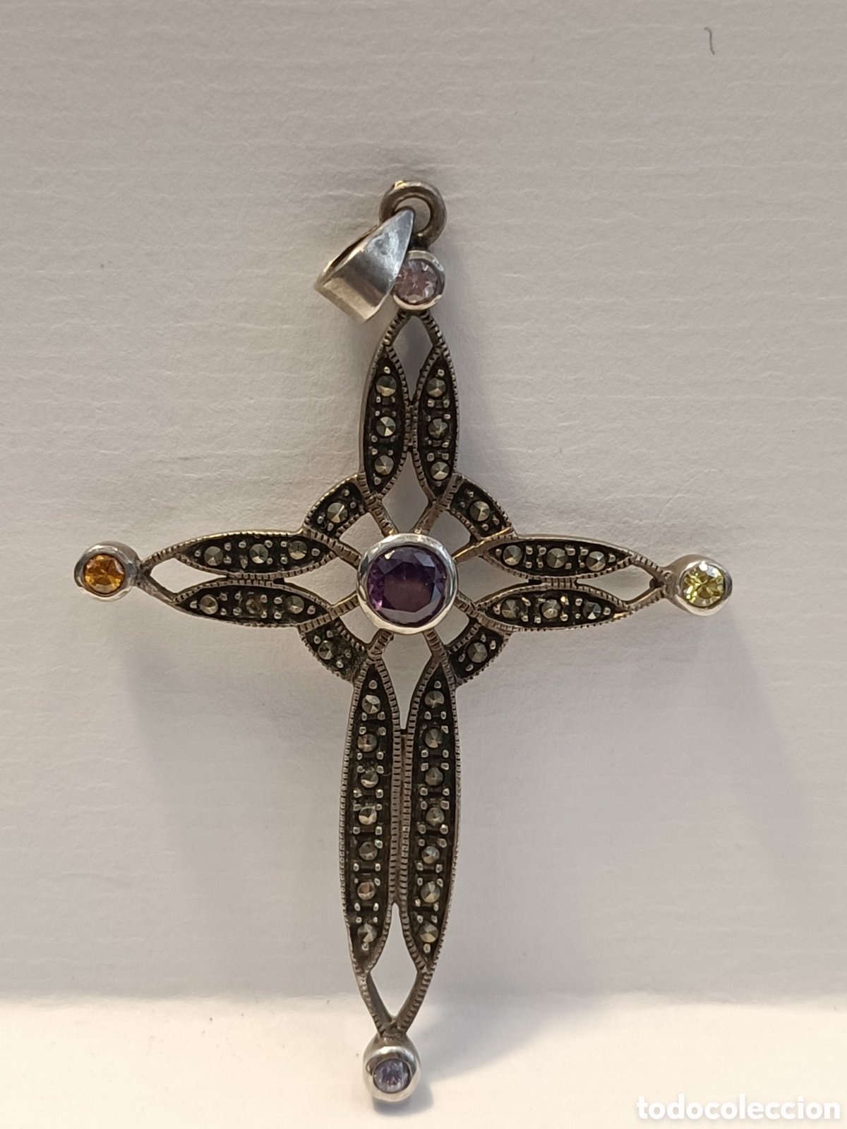 Joyeria: Cruz de plata y piedras de color. - Foto 4
