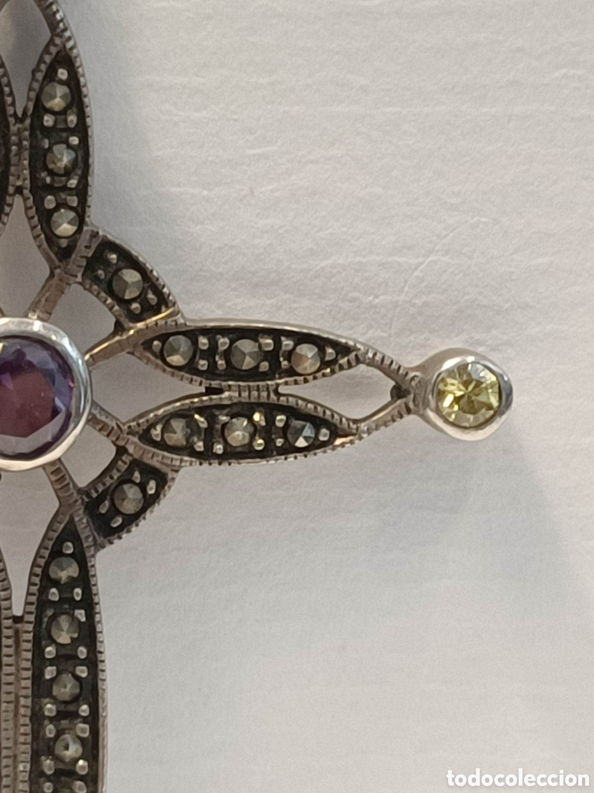 Joyeria: Cruz de plata y piedras de color. - Foto 5