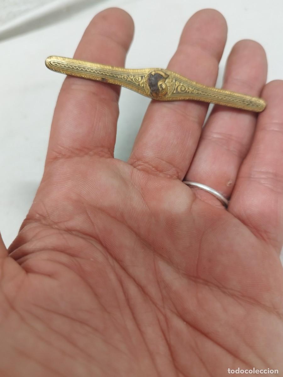 Joyeria: Antiguo broche damasquinado Toledo. - Foto 1