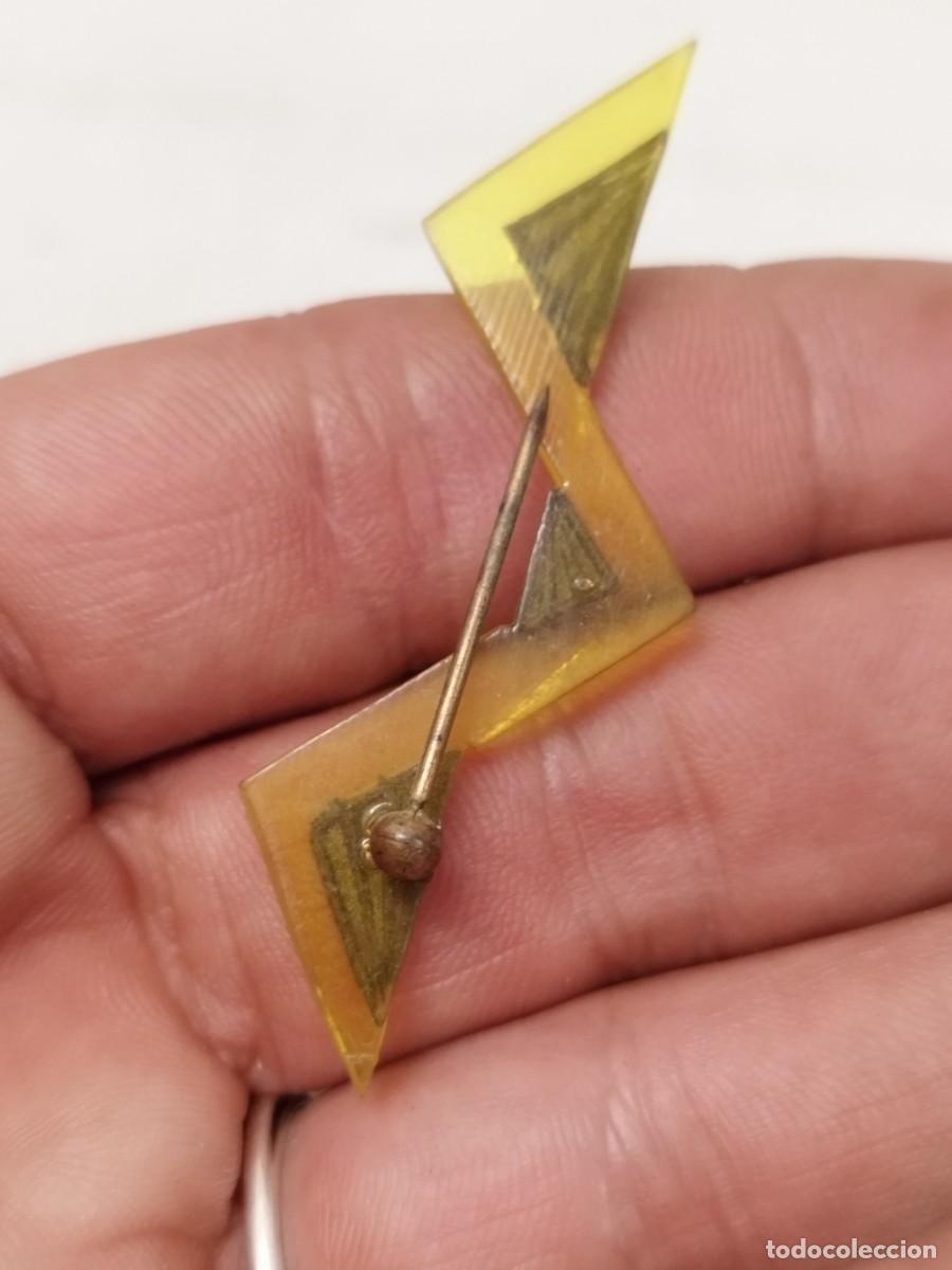 Joyeria: Antiguo broche medios triangulos. - Foto 3