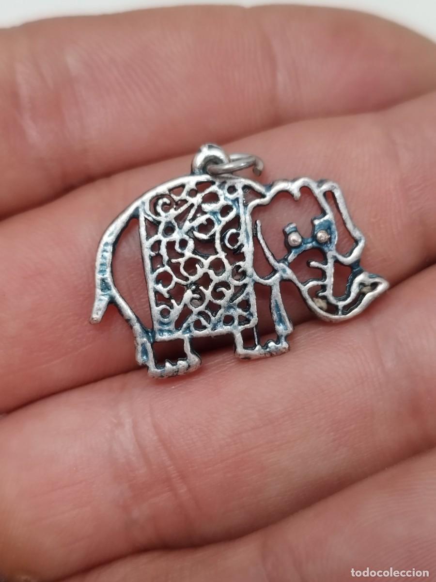 Joyeria: Antiguo colgante en forma de elefante. - Foto 2