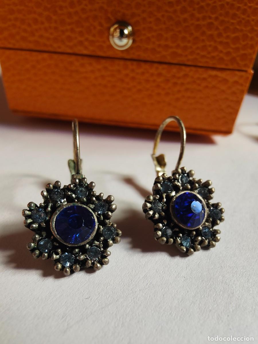 Joyeria: Pendientes plata antigua,flor con zafiro central - Foto 1
