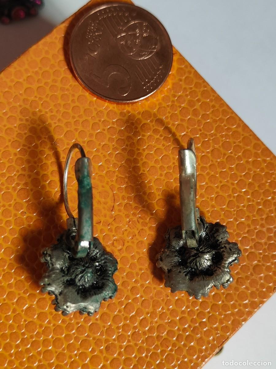 Joyeria: Pendientes plata antigua,flor con zafiro central - Foto 3