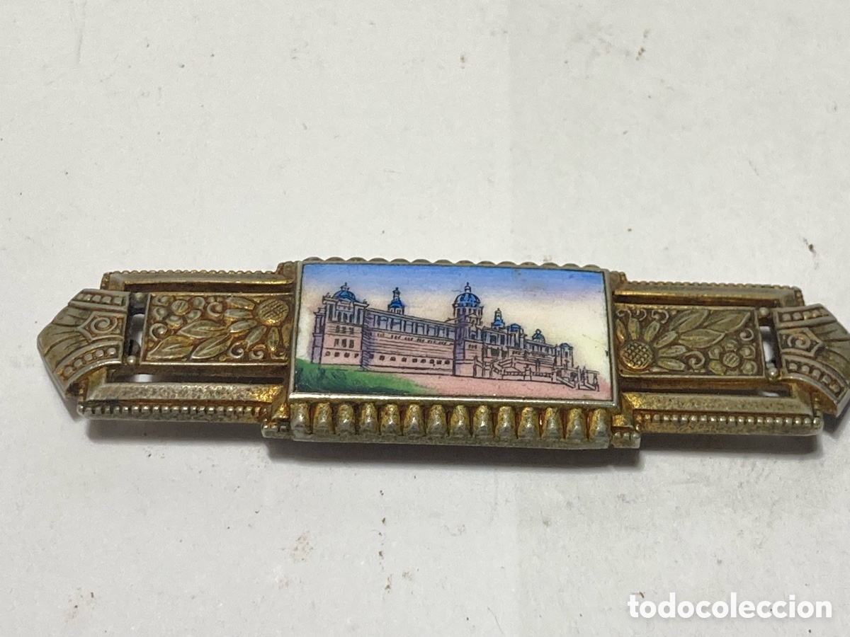 Joyeria: Broche o prendedor vintage con esmalte edificio hist&oacute;rico siglo XX /B161 - Foto 1