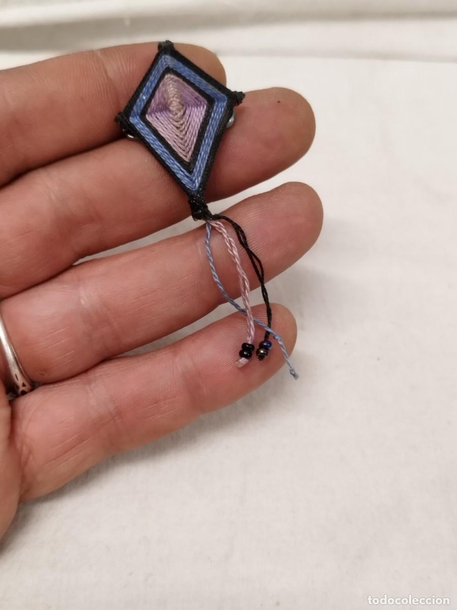 Joyeria: Colgante de una cometa hecha con hilo. - Foto 1