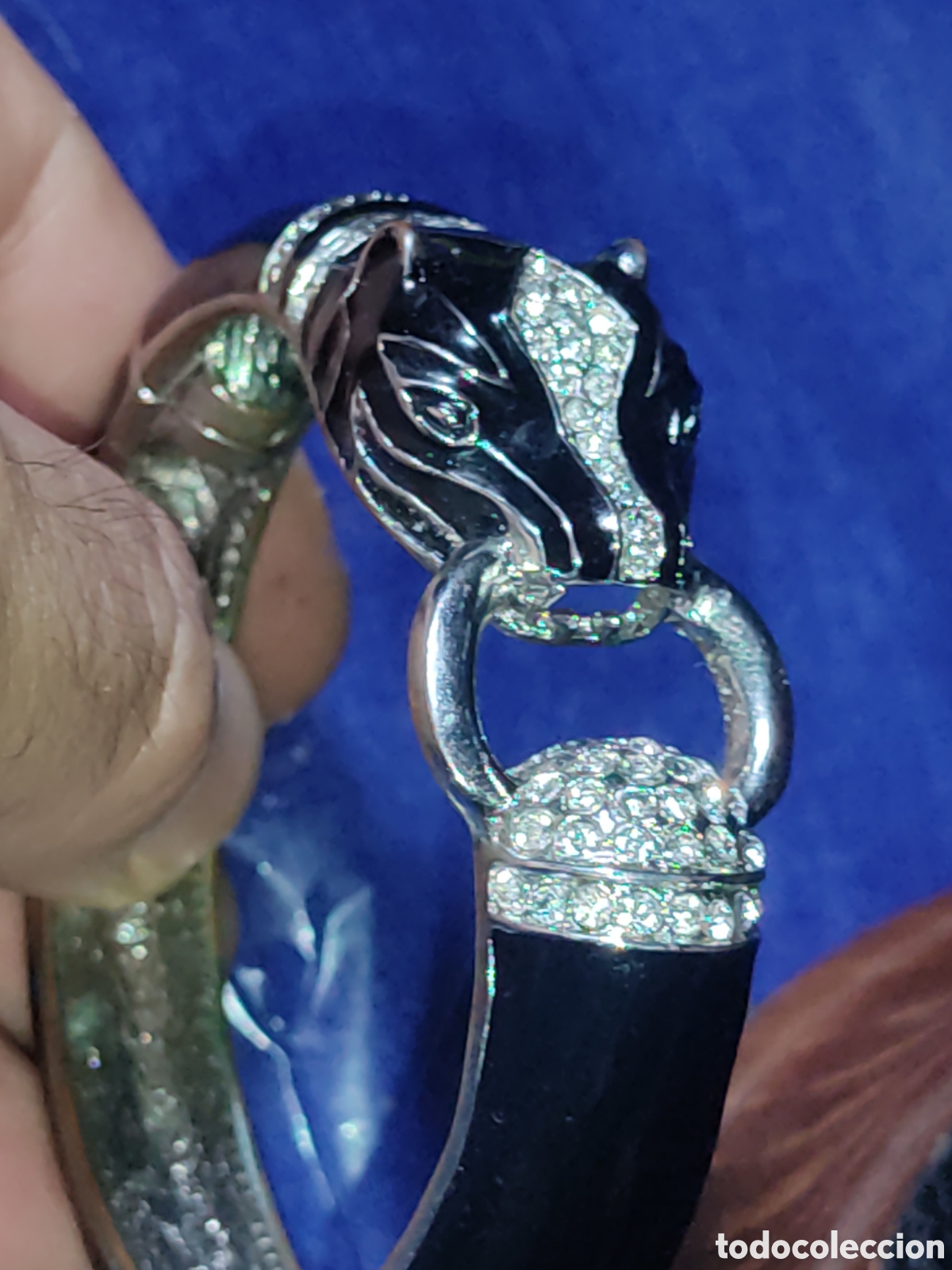 Joyeria: Pulsera pantera o drag&oacute;n esmaltado,cierre de iman. - Foto 2
