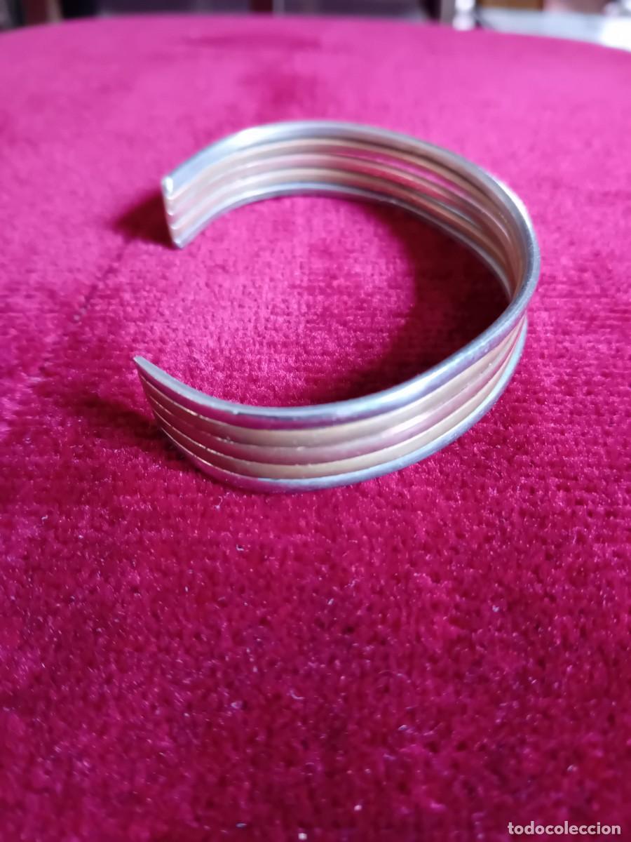 Joyeria: Pulsera brazalete de acero y bronce d&eacute;cada de los 70 - Foto 2