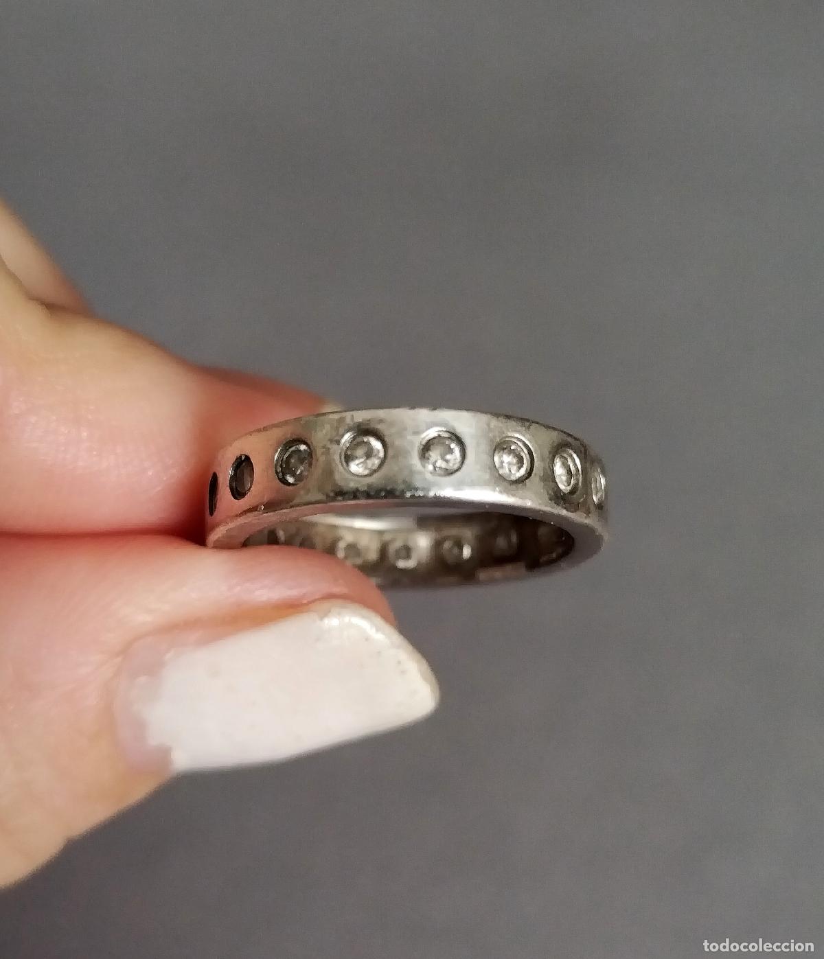 Joyeria: Anillo de plata de ley con circonitas. - Foto 2