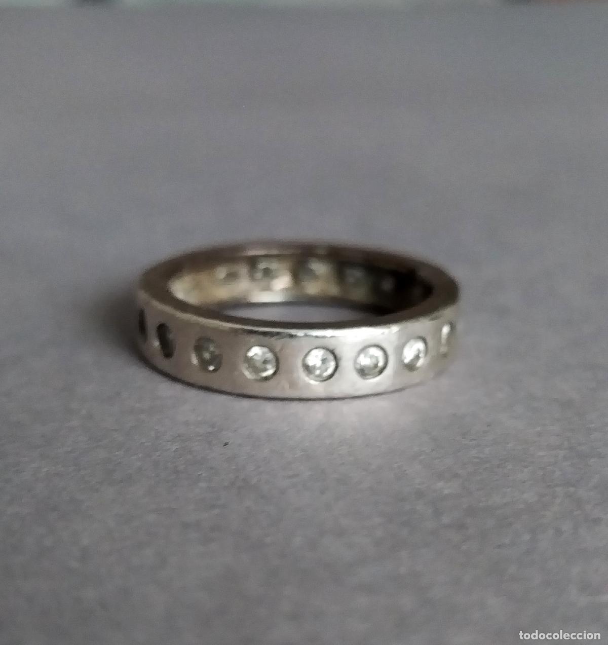 Joyeria: Anillo de plata de ley con circonitas. - Foto 3