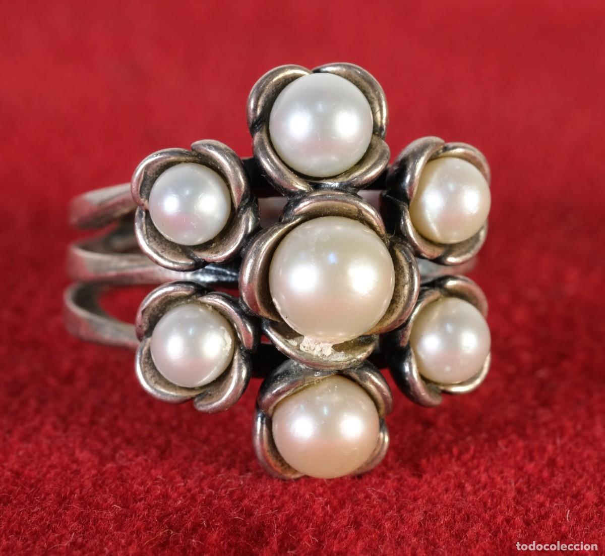 Joyeria: Anillo en plata con s&iacute;mil perlas engastadas - Foto 2