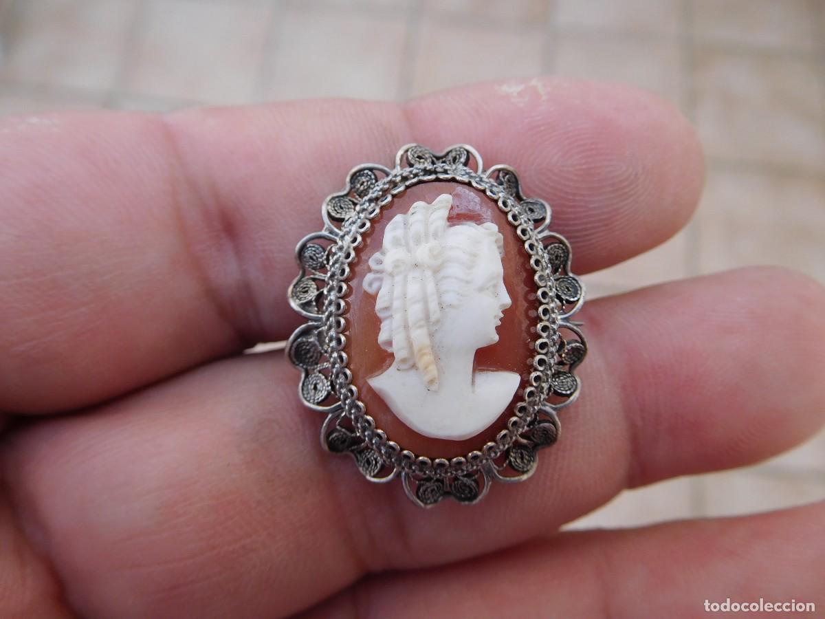 Joyeria: Broche antiguo de plata y camafeo tallado concha - Foto 1