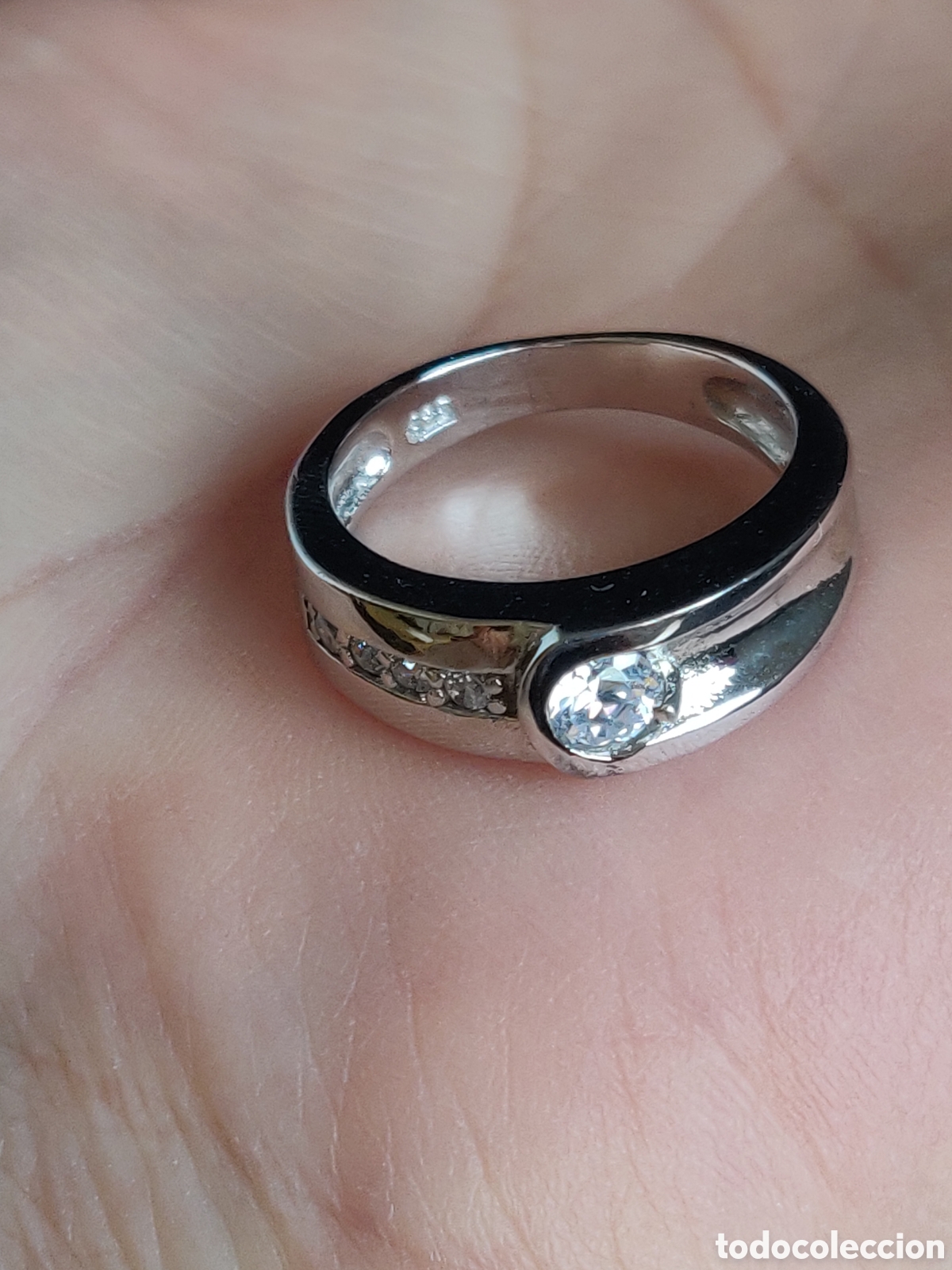 Joyeria: Anillo de plata de ley 925 rodiada con circonitas. - Foto 4