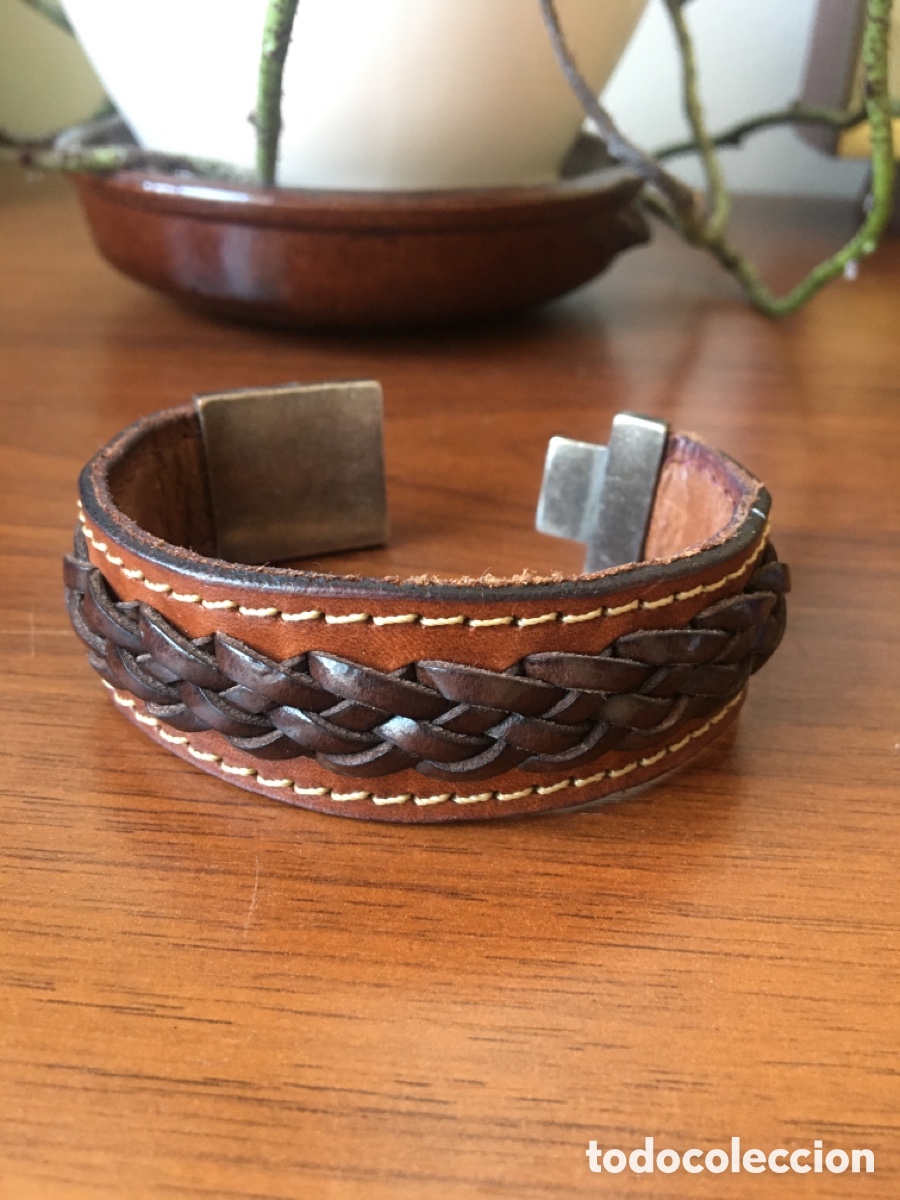 Joyeria: pulsera en piel con cierre plateado - Foto 2