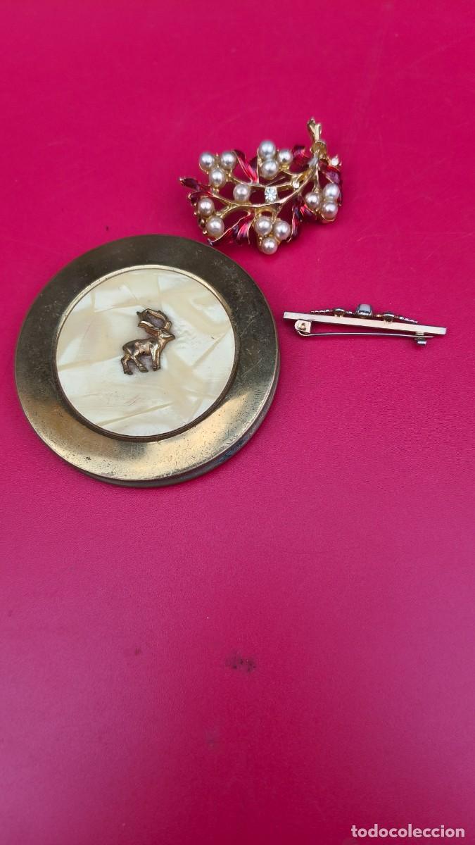 Joyeria: Poudrier laiton et broche plaqu&eacute; or 1960 - Foto 1