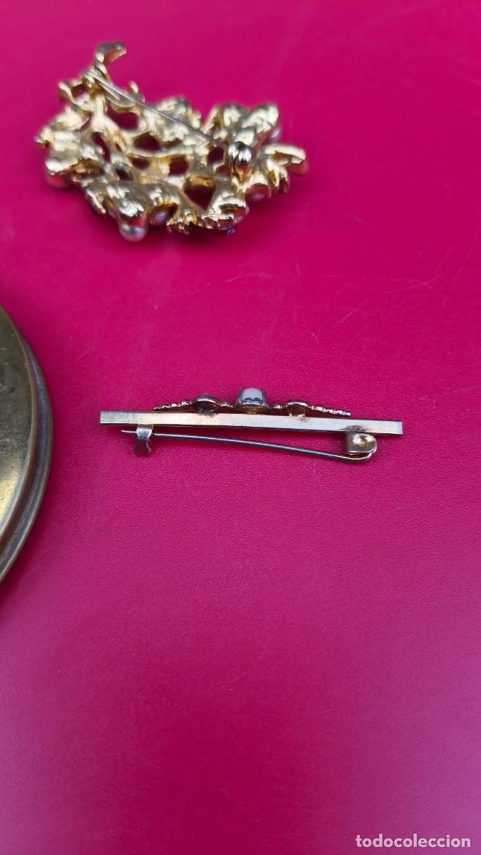 Joyeria: Poudrier laiton et broche plaqu&eacute; or 1960 - Foto 4
