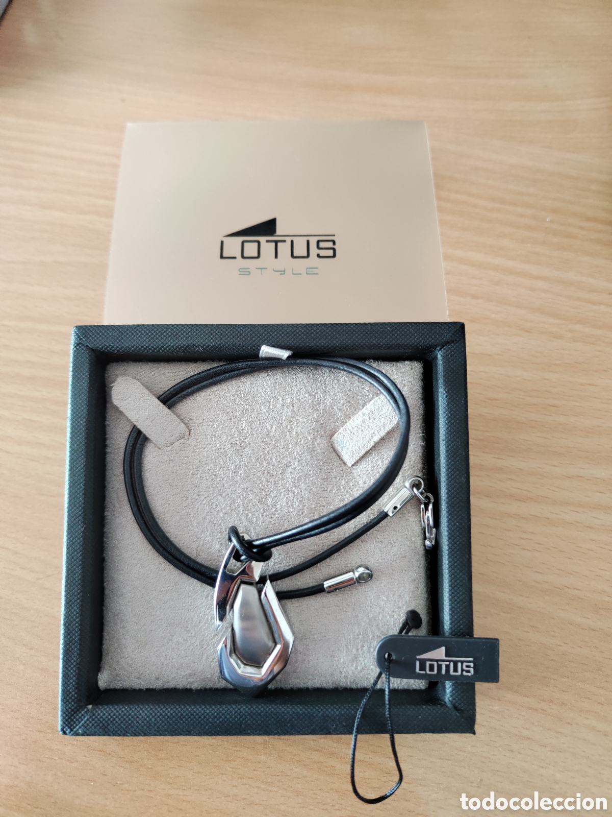 Joyeria: Colgante de acero lotus - Foto 1