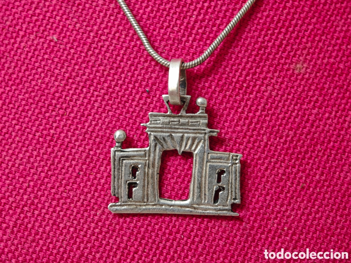 Joyeria: Colgante y cadena de plata de ley - Foto 2