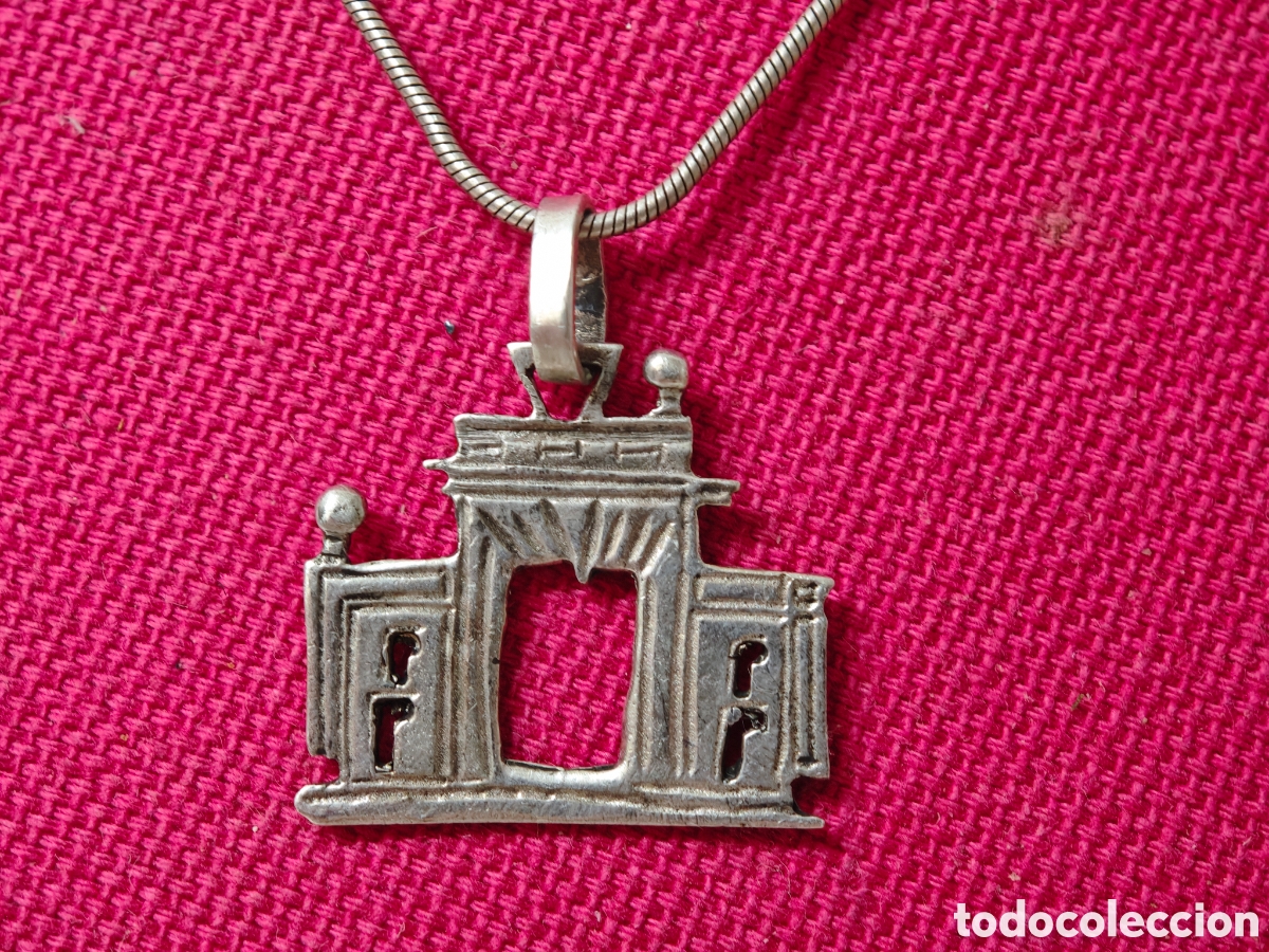 Joyeria: Colgante y cadena de plata de ley - Foto 1