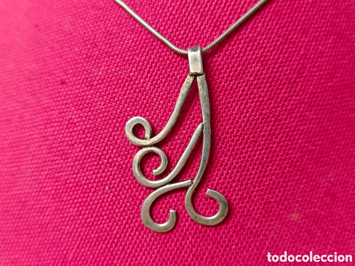 Joyeria: Colgante y cadena de plata de ley - Foto 1