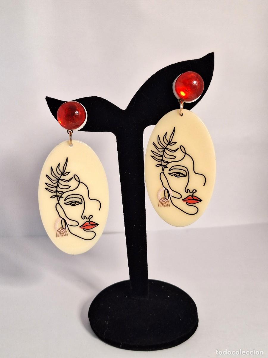 Joyeria: Pendientes de dise&ntilde;o en resina con cierre de plata de ley - Foto 2