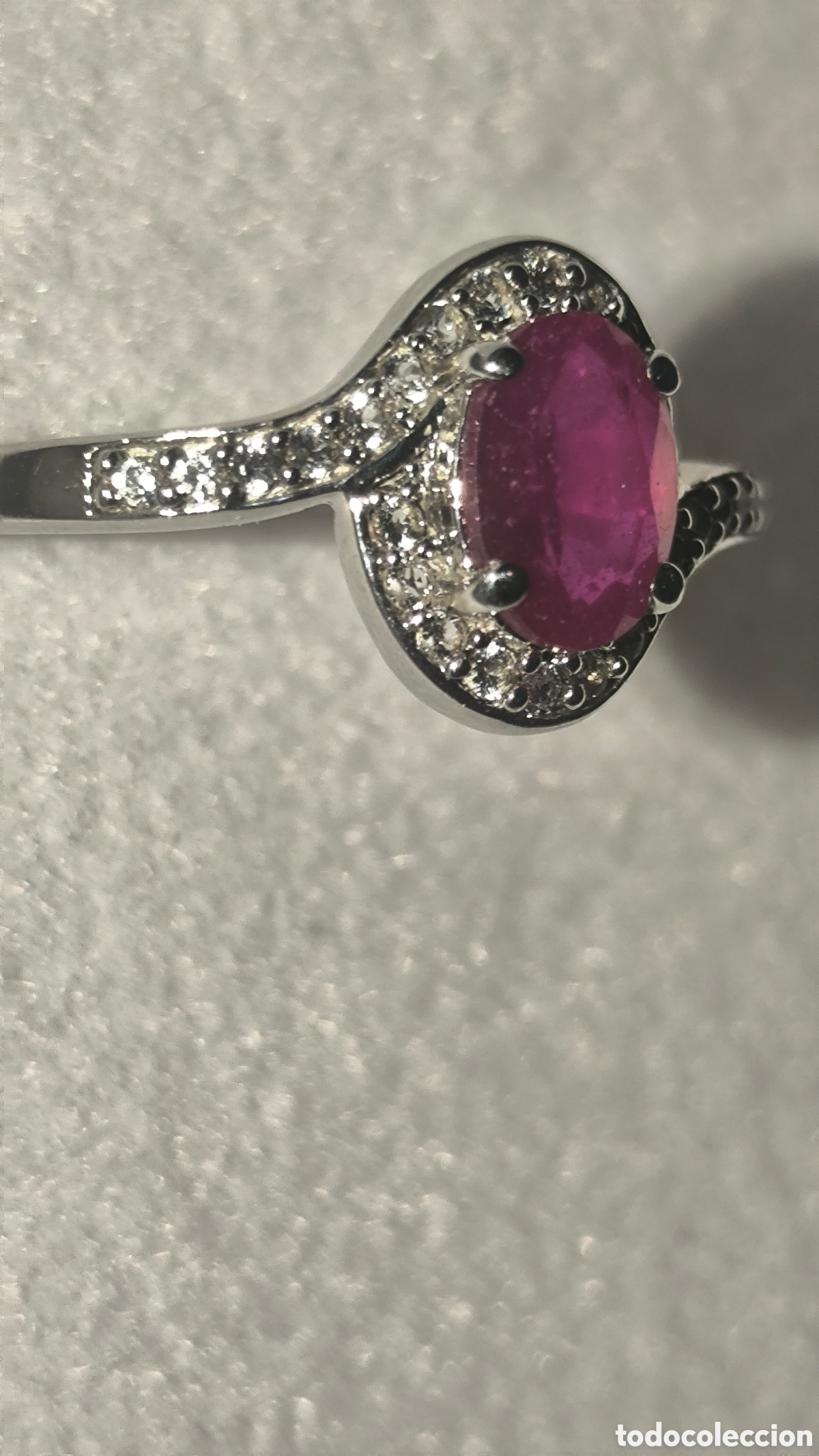 Joyeria: Anillo de Rubi, Topacios blancos y 2diamantes - Foto 2