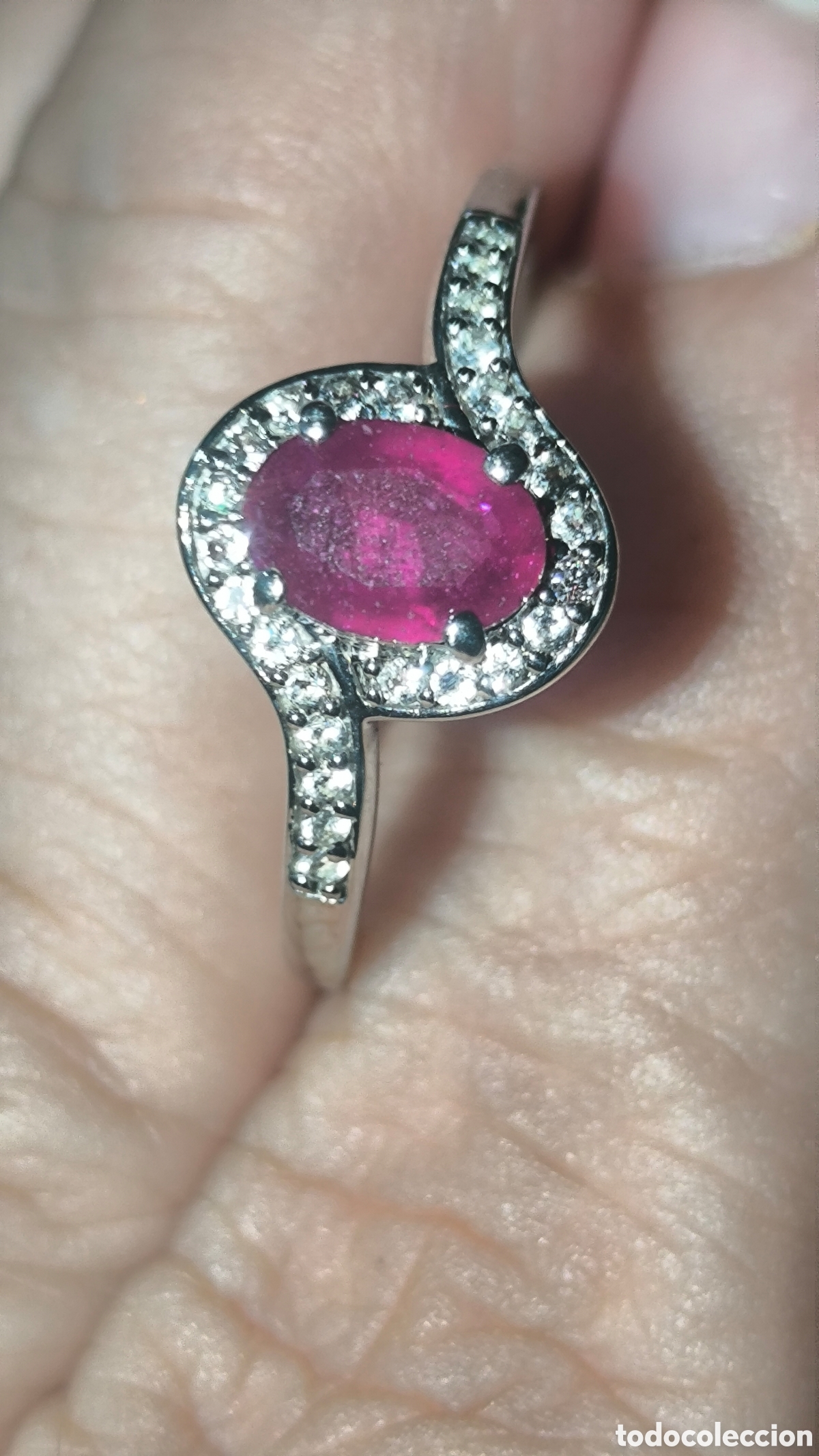 Joyeria: Anillo de Rubi, Topacios blancos y 2diamantes - Foto 8
