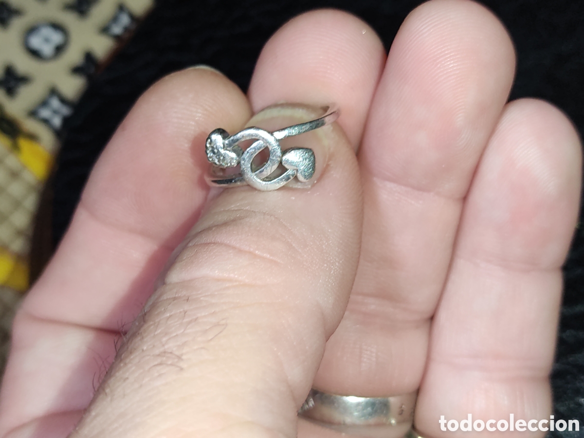Joyeria: Anillo con corazones entrelazados de plata 925. - Foto 2