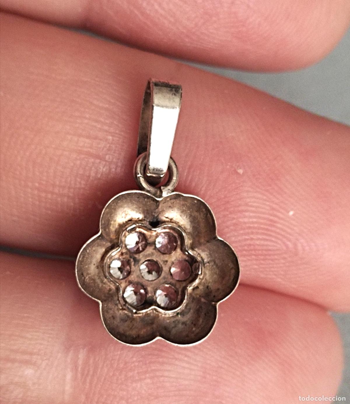 Joyeria: Colgante de plata con circonitas. Forma de flor. - Foto 5