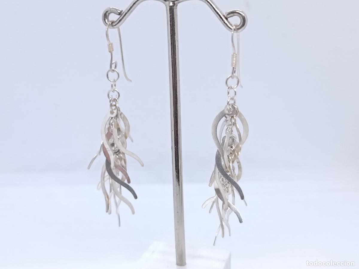 Joyeria: Preciosos pendientes largos en plata de ley contrastada de sofisticado dise&ntilde;o - Foto 3