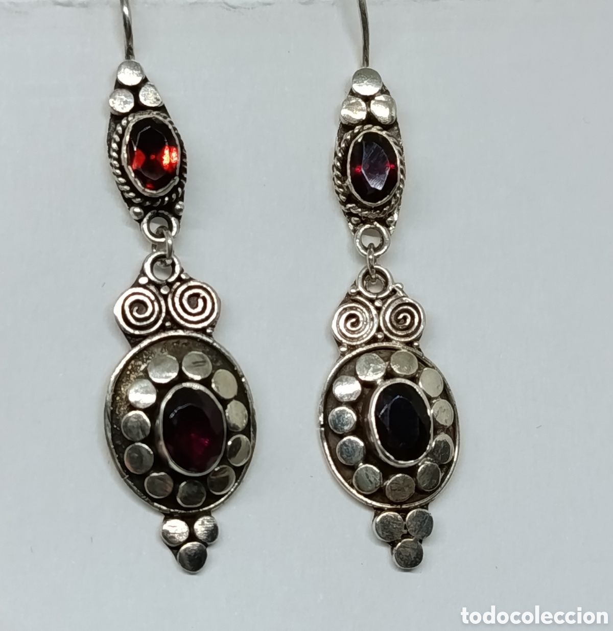 Joyeria: Pendientes largos , plata y granates. &Eacute;tnicos . - Foto 1