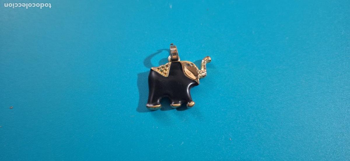 Joyeria: Colgante con forma de elefante. Negro y dorado - Foto 2