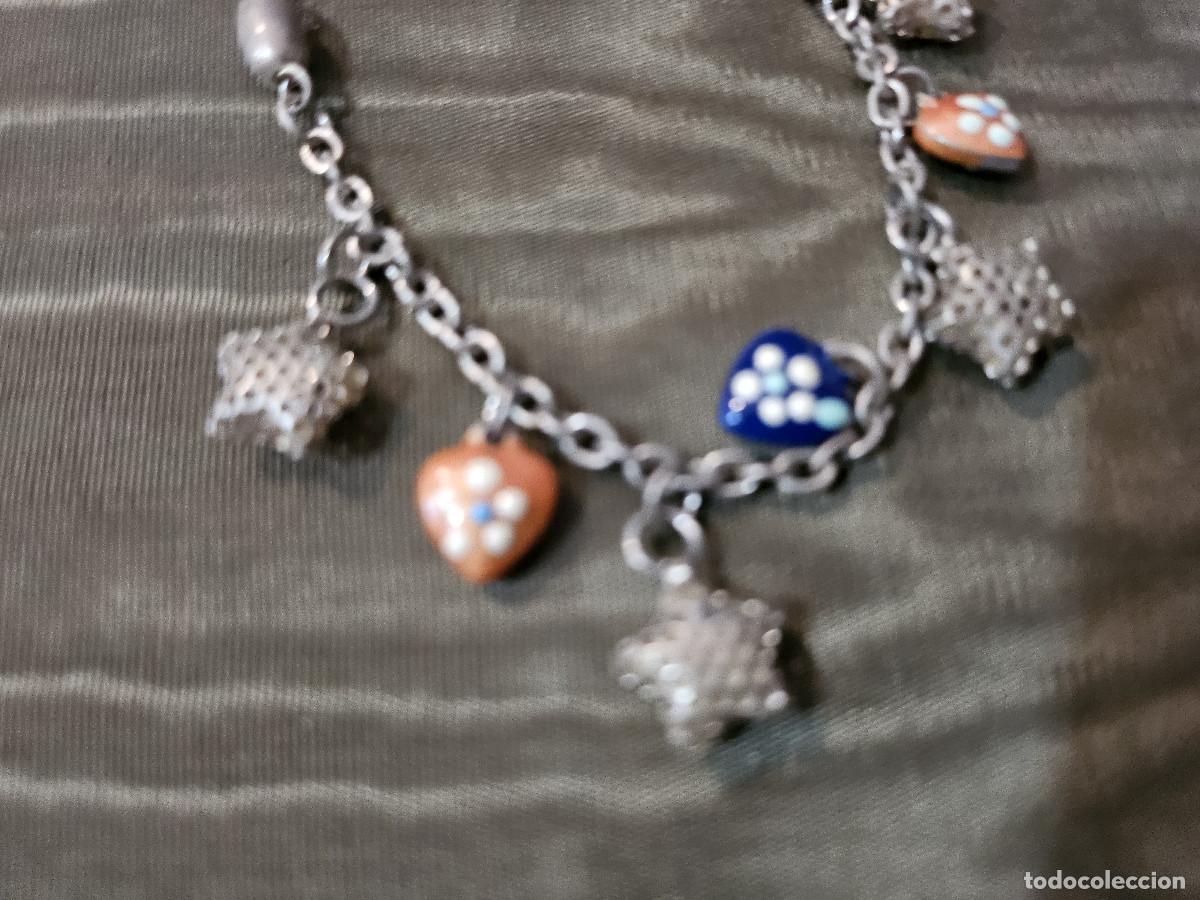 Joyeria: pulsera plateada con figuras - Foto 2